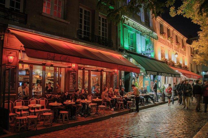 Paris at Night Tour with a Local Guide: Private & Personalized
