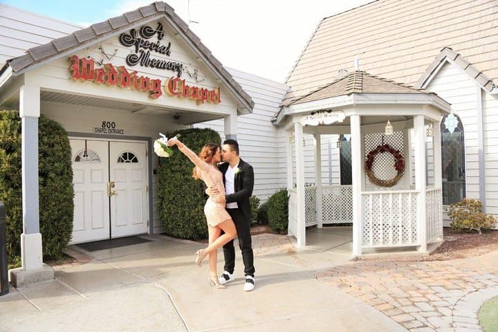 Las Vegas Wedding at A Special Memory Wedding Chapel