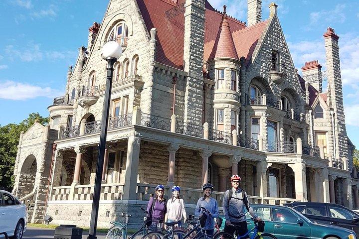 Victoria City Highlights Bike Tour for Cruise Guests