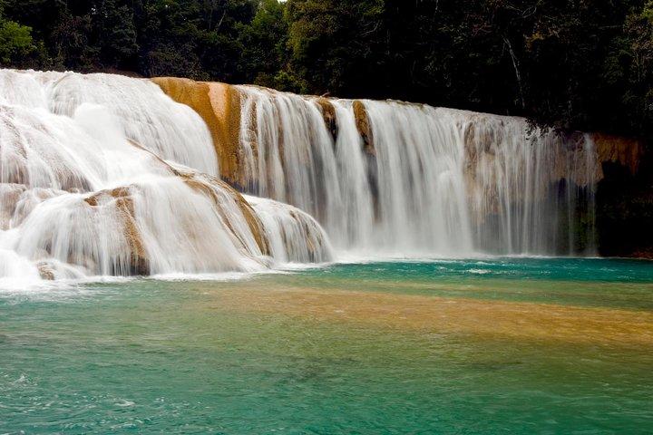 Palenque Mayan Ruins, Misol-Ha and Agua Azul Waterfalls Full Day Tour from Palenque