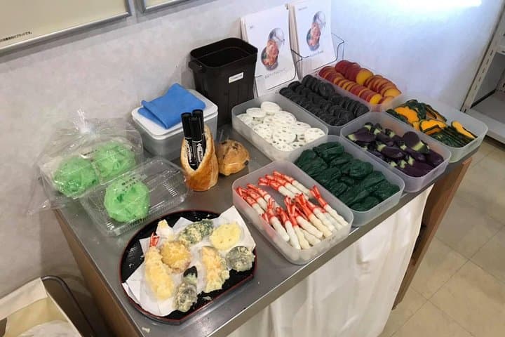 Japanese Sample Food Making and Asakusa History Tour