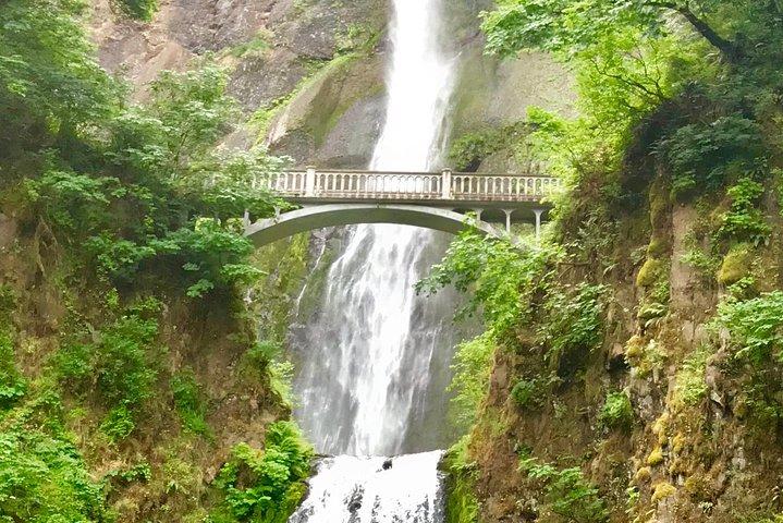 Private - 1/2 day Columbia River Gorge & Waterfalls Tour From Portland