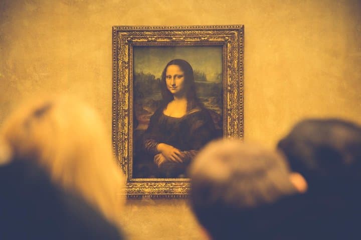 Paris Louvre and Orsay Museums Masterpieces Private Day Tour