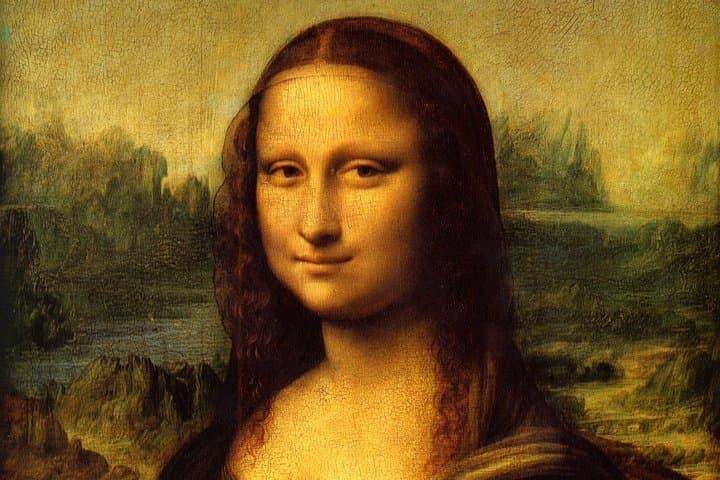 Louvre Private Tour in Paris with Entry Tickets