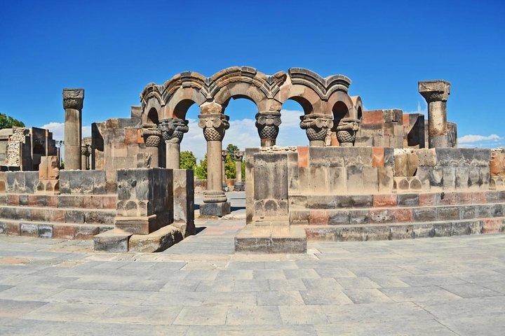 Tour through the holy sites of Echmiadzin and Zvartnots Cathedral