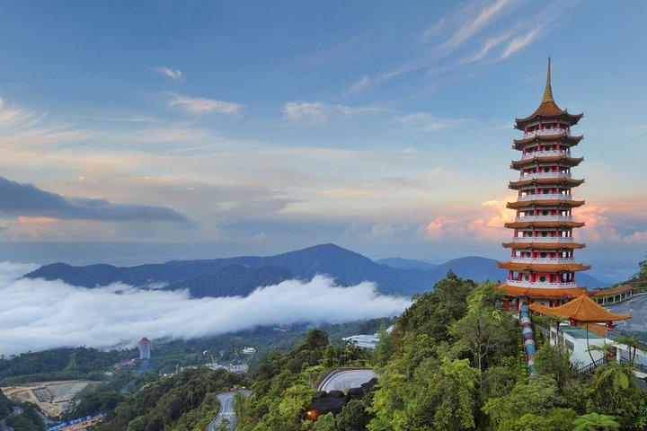 Genting Highlands Day Tour with Scenic Cable Car Ride