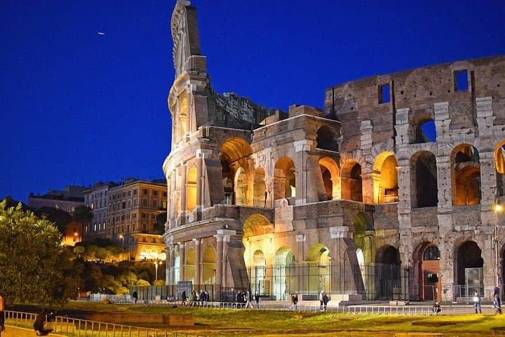 Arrival in Rome: Seamless Private Hotel Transfer