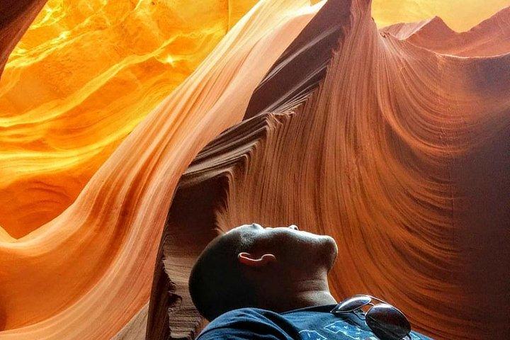 Antelope Canyon & Horseshoe Bend Tour from Las Vegas with Lunch