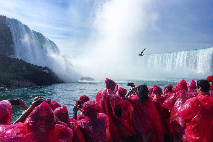 Toronto: Niagara Falls Tour, Boat, Journey Behind Falls & Tower