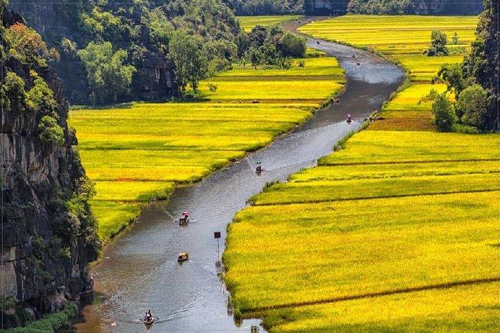Luxury Hoa Lu - Tam Coc - Mua Cave 1 Day Tour - By Limousine & Small Group
