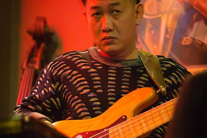 Walking Street Food Tour and Hidden Music