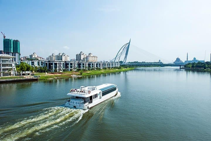 Half-Day Putrajaya City Tour