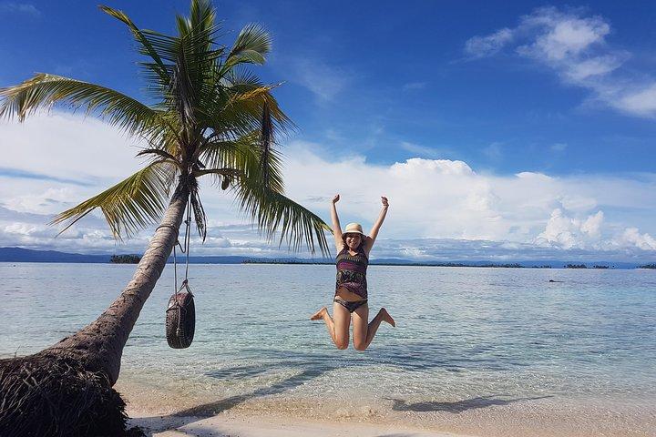 Visit San Blas Paradise: Day Tour to 4 Islands with Lunch & Drink