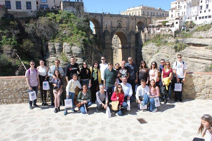 Ronda and White Villages Guided Tour from Seville
