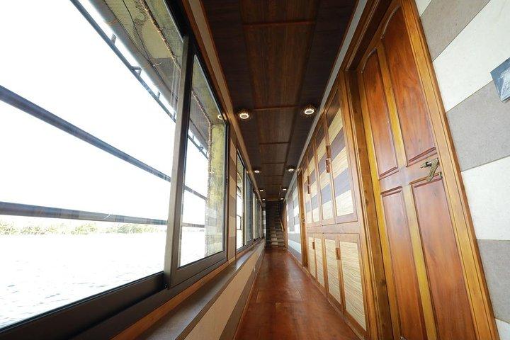 Cochin Shore Excursion Kerala Houseboat Trip(with Lunch, Pickup &Drop from Pier)