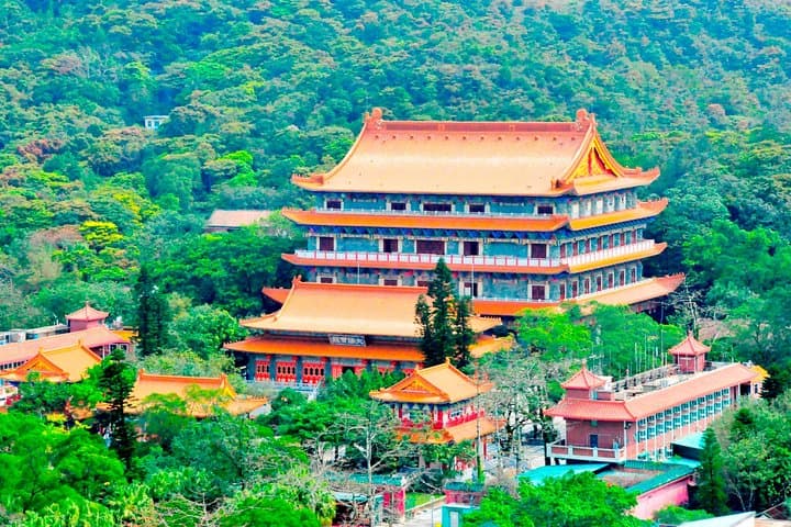 Lantau HK Guided Tour - Cable Car, Tai O, Big Buddha, Monastery