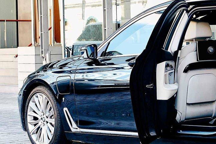 Marrakech Airport Transfer to Medina & New Town
