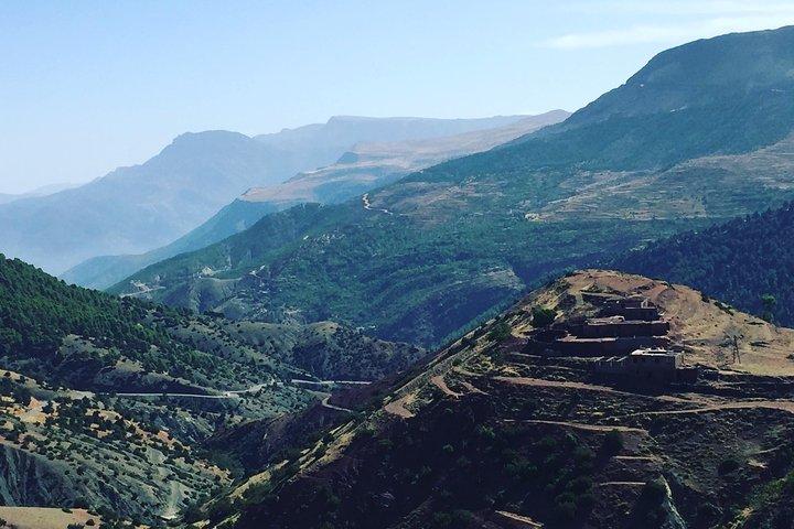 The Atlas Mountains and 5 Valleys Day Trip from Marrakech with Berber Lunch