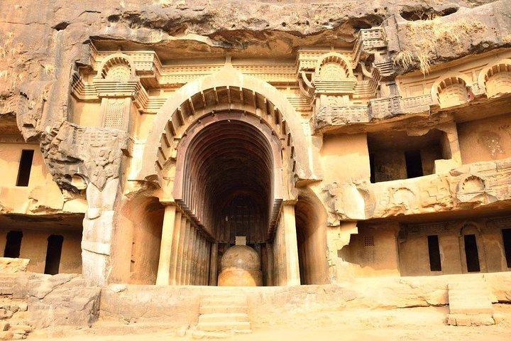 Pune to Lonavala Guided Tour in Private Vehicle