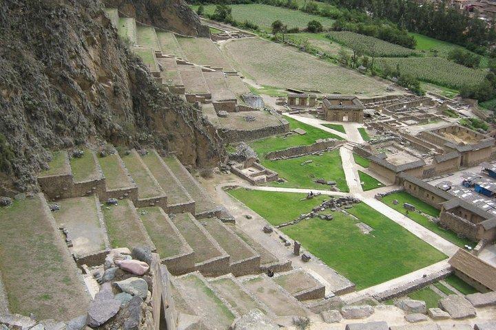 Sacred Valley From Ollantaytambo||Prívate Tour|| ending in Cusco