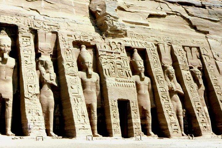 Abu Simbel Excursion 1 Day Trip from Aswan (Sharing Bus & Egyptologist Guide)