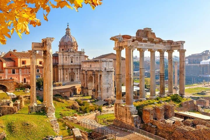 Small Group Colosseum, Roman Forum and Palatine Hill Guided Tour