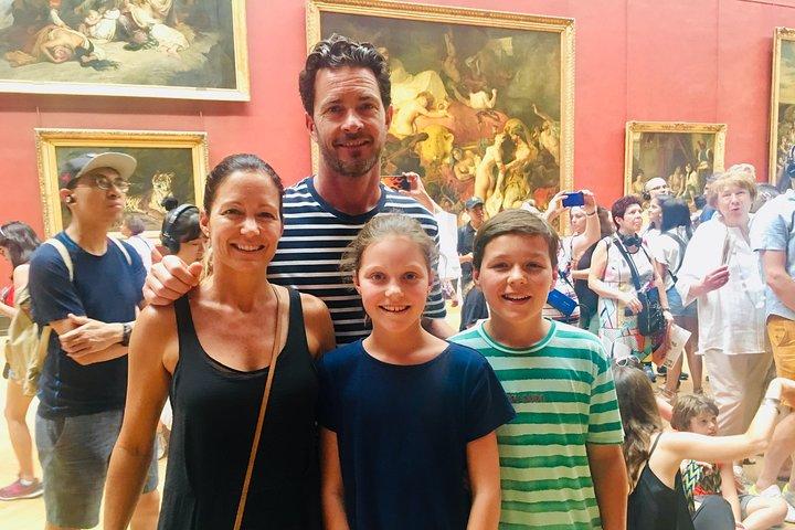 Kid Friendly Private Paris Louvre Tour with Tickets