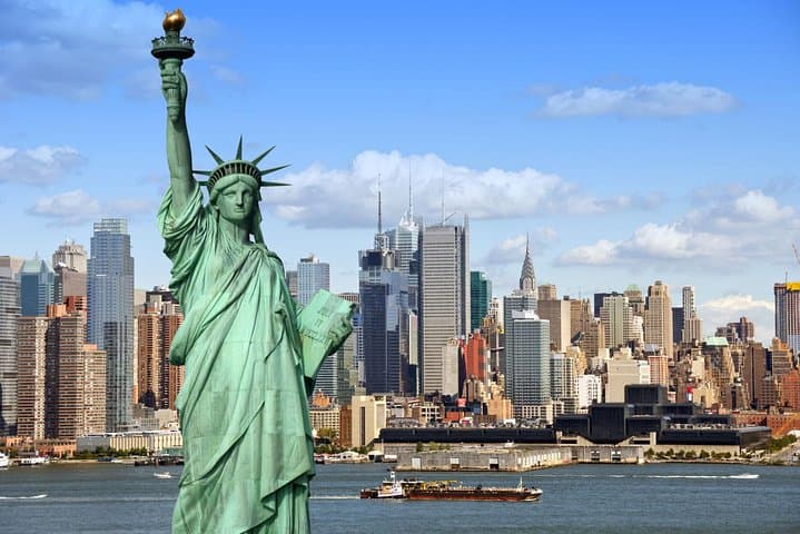 Top Of The Rock and 3-hour Manhattan Walking Tour