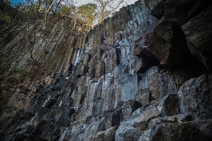 The Best Colonial Town with Clobbestone Streets: Suchitoto and Ilopango Lake