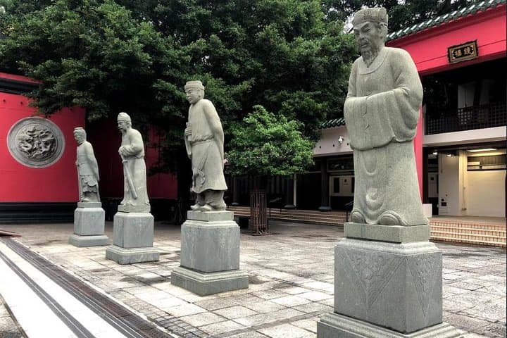 Hong Kong 4-Hour Heritage Bike Tour - Culture & Food