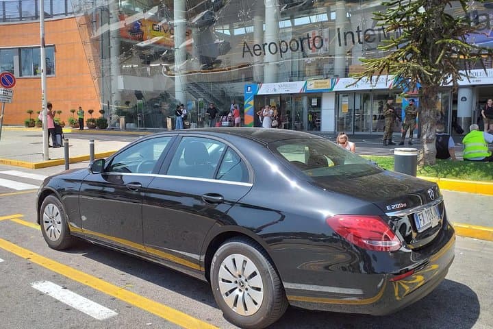 Private Transfer from Naples (Hotel, b&b) to Fiumicino Airport
