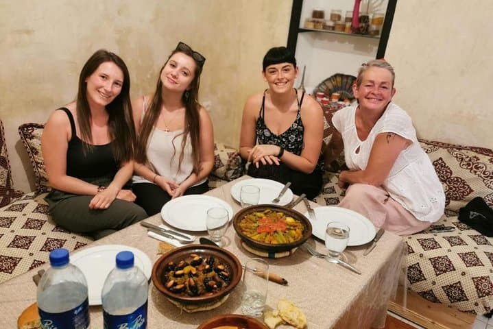 cooking classes DE chef Najla
