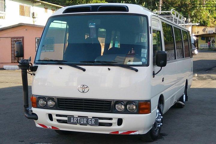 Private Transfer from Panama City or Airport (PTY) to Resorts in Playa Blanca