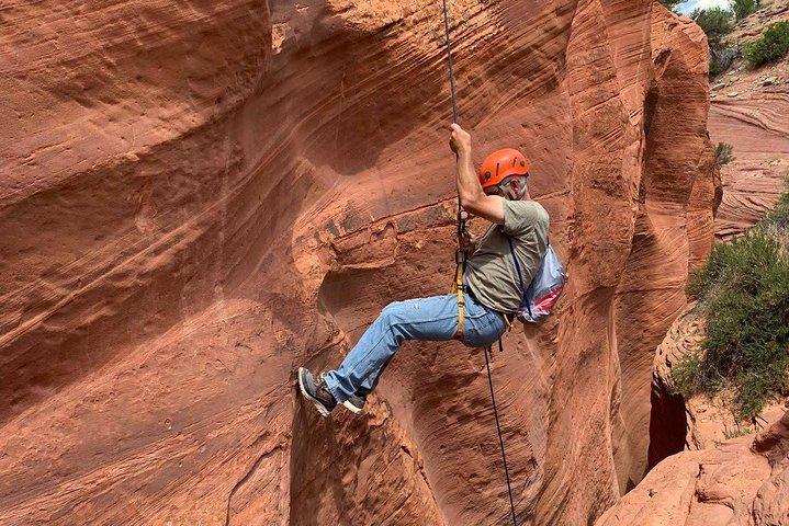 East Zion: Coral Sands Half-day Canyoneering Tour