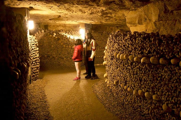 Paris Catacombs Guided Tour with Exclusive Access to Secret Areas