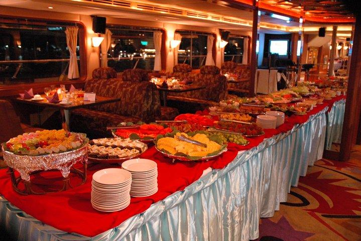 Grand Pearl Dinner Cruise on Bangkok River (with Hotel transfers)