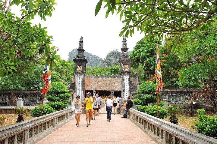 Hanoi - Hoa Lu -Tam Coc -Halong Bay 5days/4nights