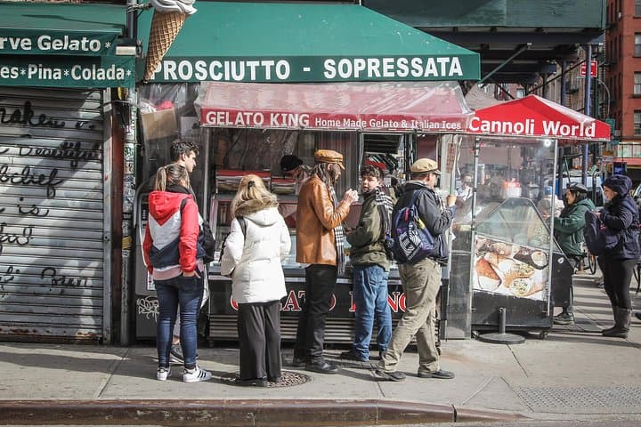 Lower Manhattan: Discover Chinatown, Soho, & Little Italy