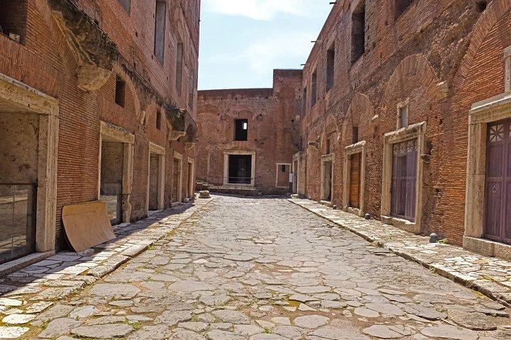 Trajan's Markets & Imperial Forums Private Tour with Special Pass & PhD Guide