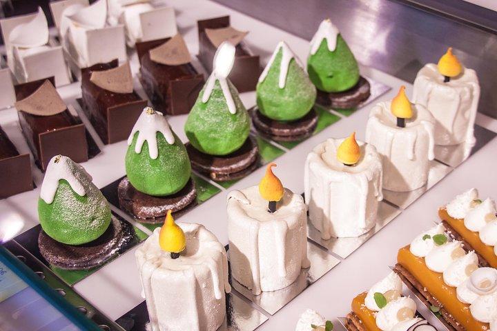 Paris Christmas Gourmet Food Small Group Walking Tour
