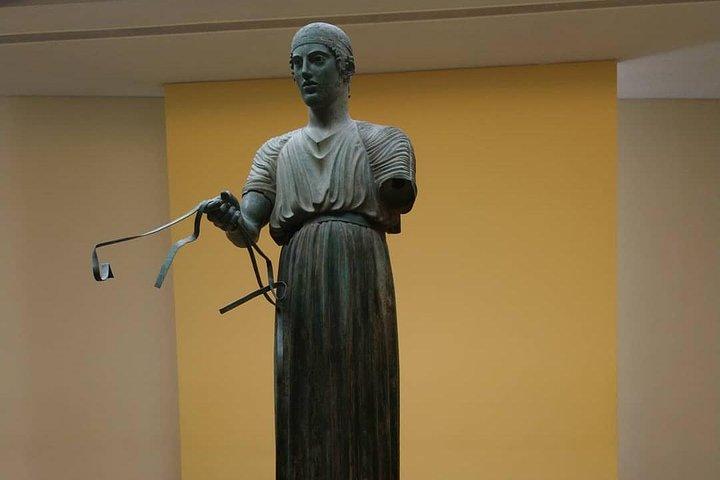 Proud Thermopylae & Famous Delphi Oracle in a Private Sightseeing