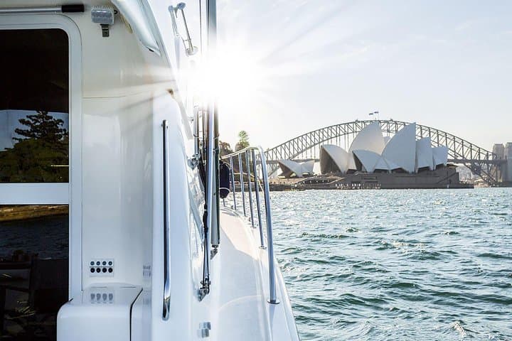 Private Sydney Harbour Lunch Cruise Including Unlimited Drinks