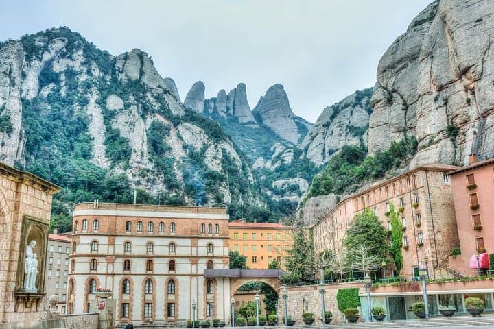 Montserrat Private Tour w/ Official Guide + Hotel or Port pick up