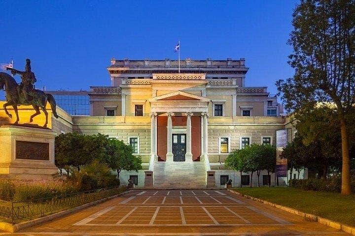 Athens city 4hrs tour and drop-off to the Airport