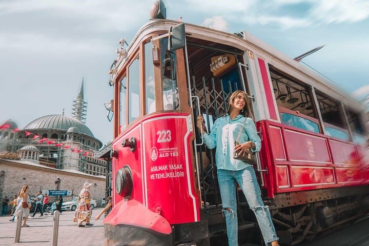 Unforgettable Moments in Istanbul: Photo Shoot for Couples