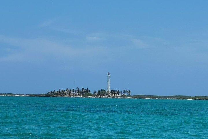 3 Islands Snorkel on boat, Isla Blanca, Contoy, Mujeres