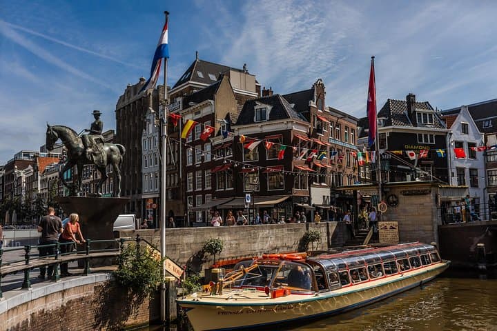 Amsterdam Like a Local: Private & Personalized Experience 2-4 hrs