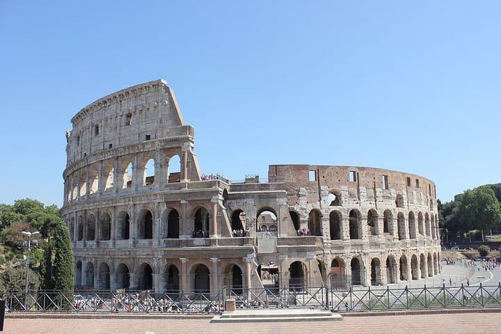 Rome to Civitavecchia port - Private Transfer