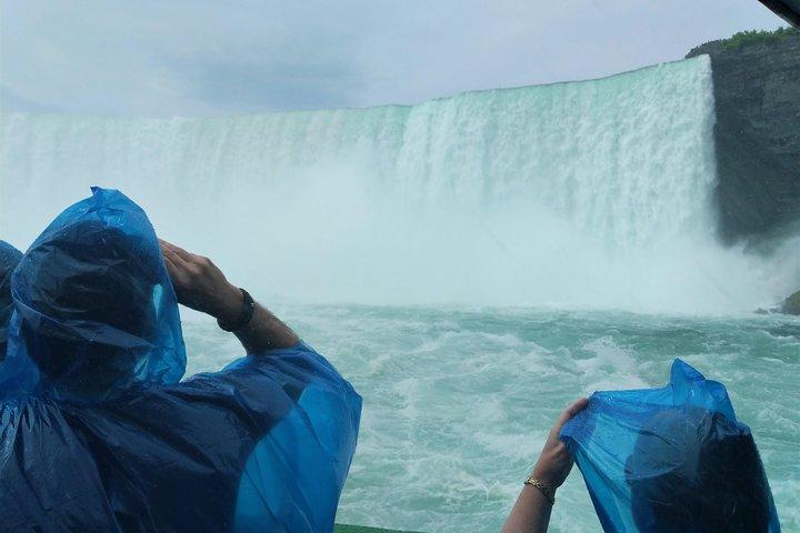 Ultimate Niagara Falls USA Tour W/ Boat Ride, Cave & Hotel Pickup