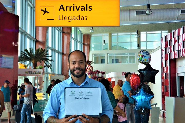 Private roundtrip Airport Transfers in Aruba
